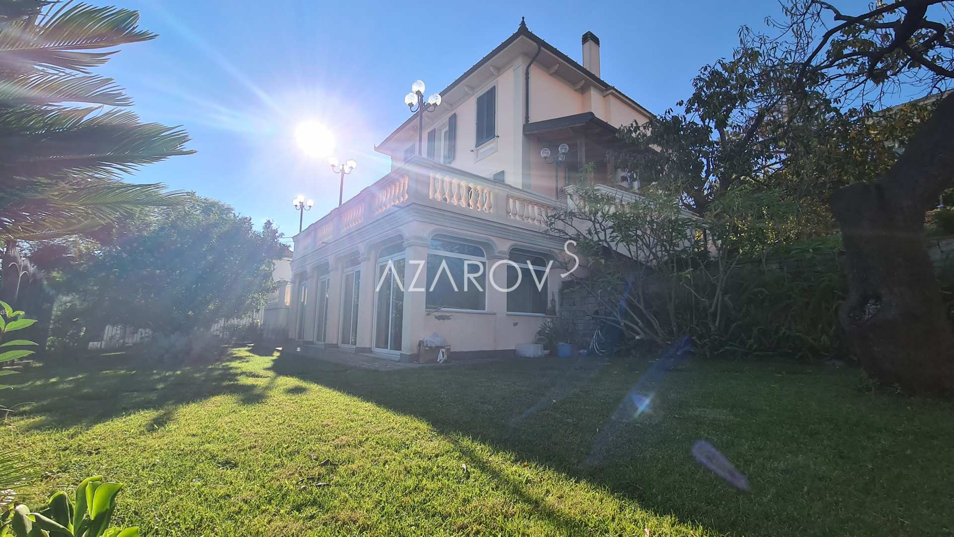 Villa in Sanremo 270 m2 met tuin